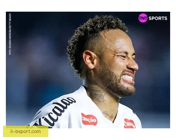 内马尔膝伤长期缺阵后亚冠赛场强势复出带领球队重燃争冠希望之路