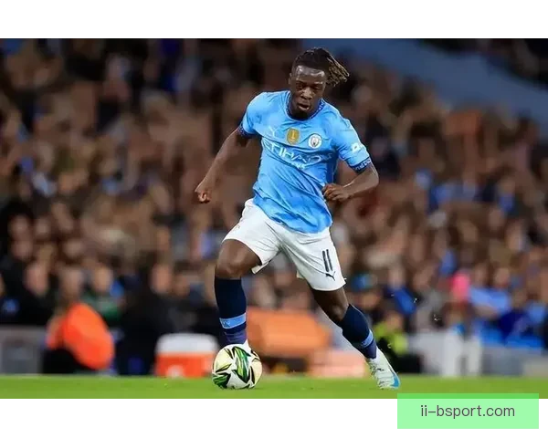 多库在曼城左路展现惊人突破能力令对手防线溃散